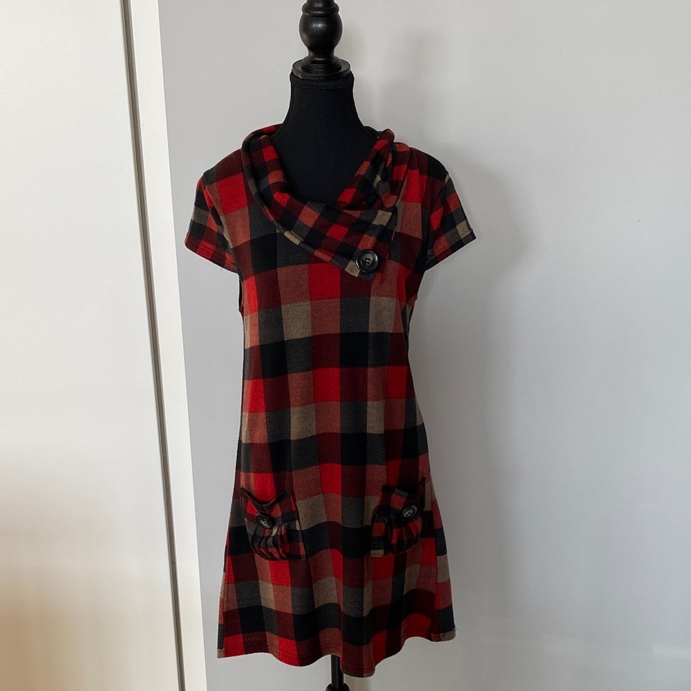 Papillon Blanc Red and Black Checkered Dress